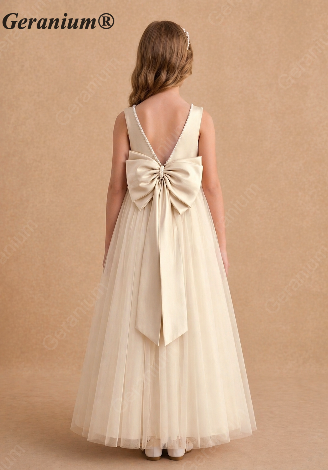 Geranium Elegant Pearl Neckline Satin & Tulle Flower Girl Dress with Big Bow KD-194J