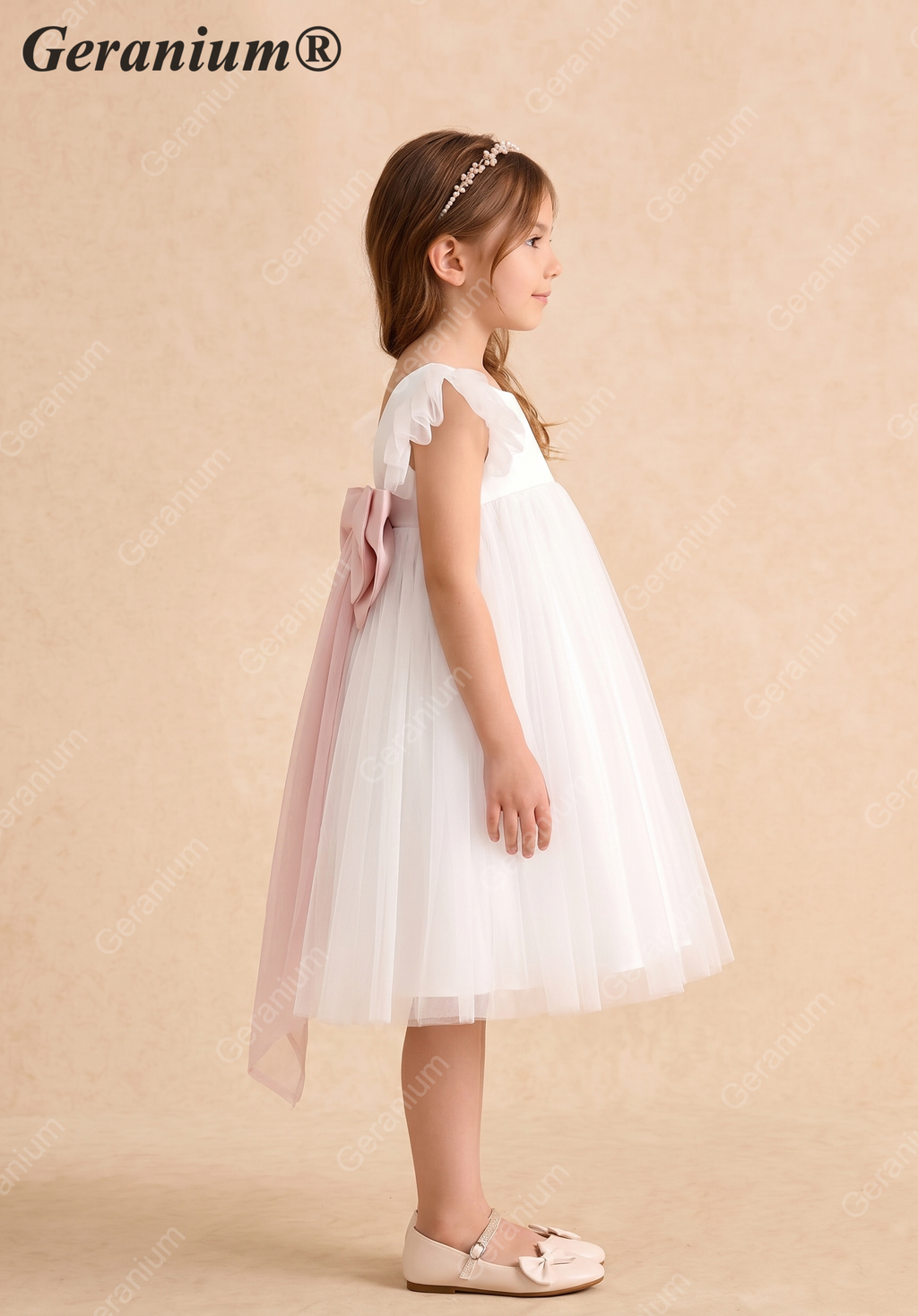 Geranium Elegant White Tulle Flower Girl Dress with Detachable Oversized Pink Back Bow - Flutter Sleeve Princess Gown KD-213