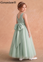 Geranium Elegant Sage Green Flower Girl Dress - Lace Applique V-Neck Tulle Ball Gown with Detachable Big Bow KD-221