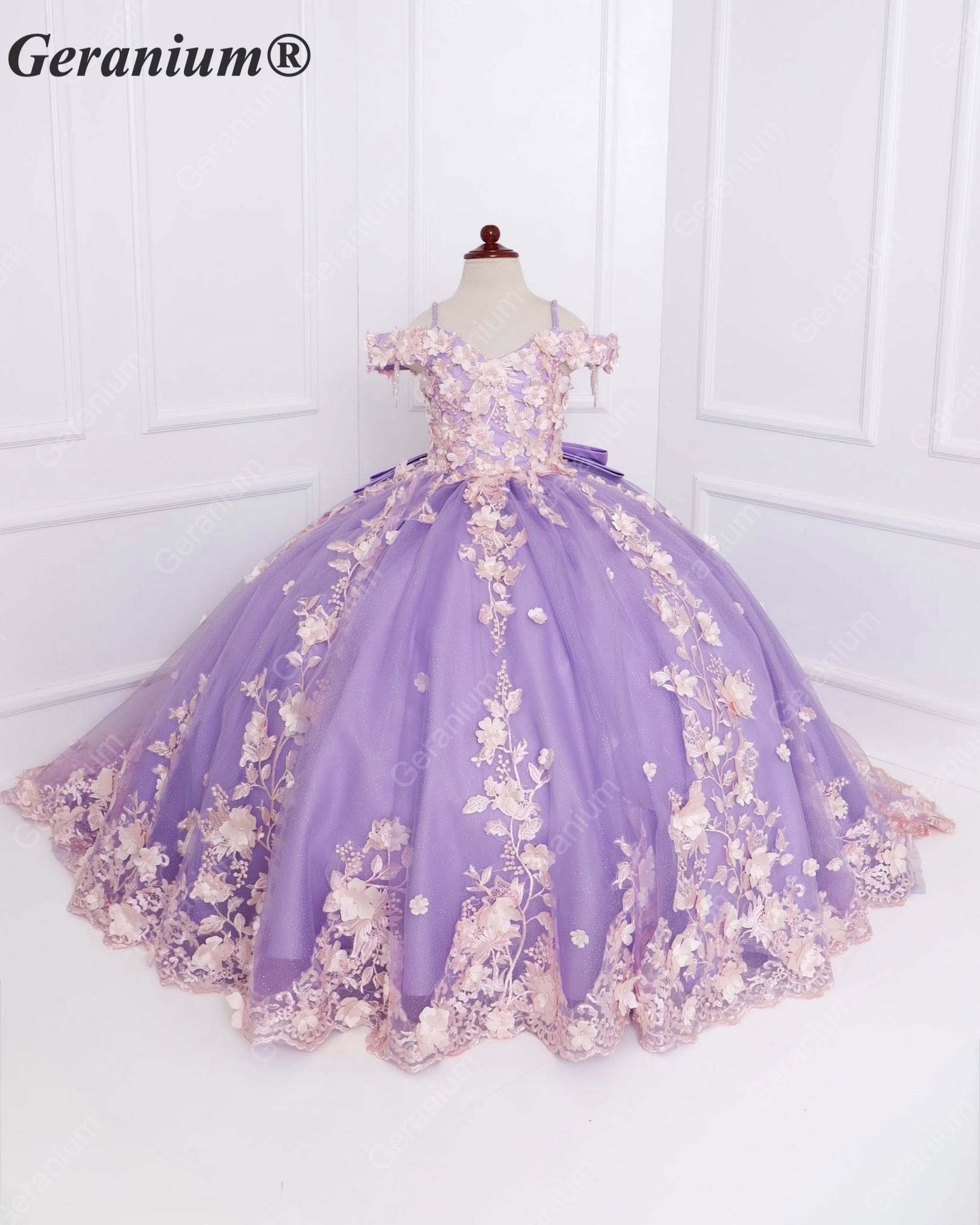 Geranium Elegant Lavender 3D Floral Off-Shoulder Girls Ball Gown Princess Dress KD-382