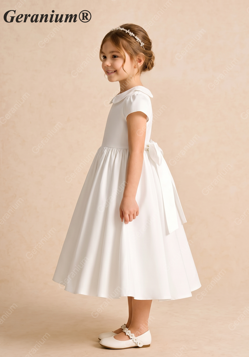 Geranium Elegant White Satin A-Line Flower Girl Dress - Peter Pan Collar Short Sleeve Party Gown with Oversized Back Bow KD-203