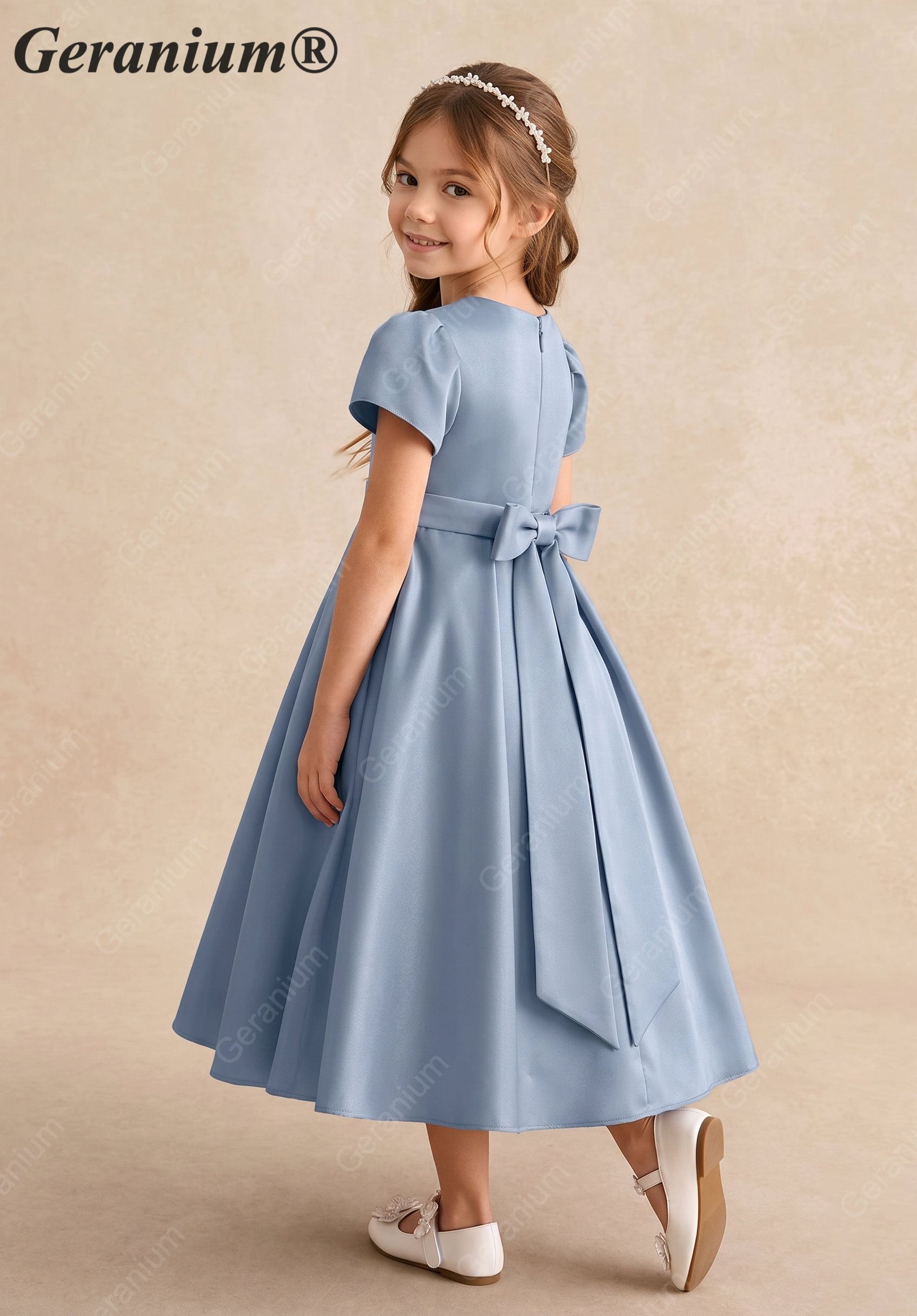 Geranium Dusty Blue Satin Flower Girl Dress with Puff Sleeves & Back Bow – KD-191 Image secondaire du produit