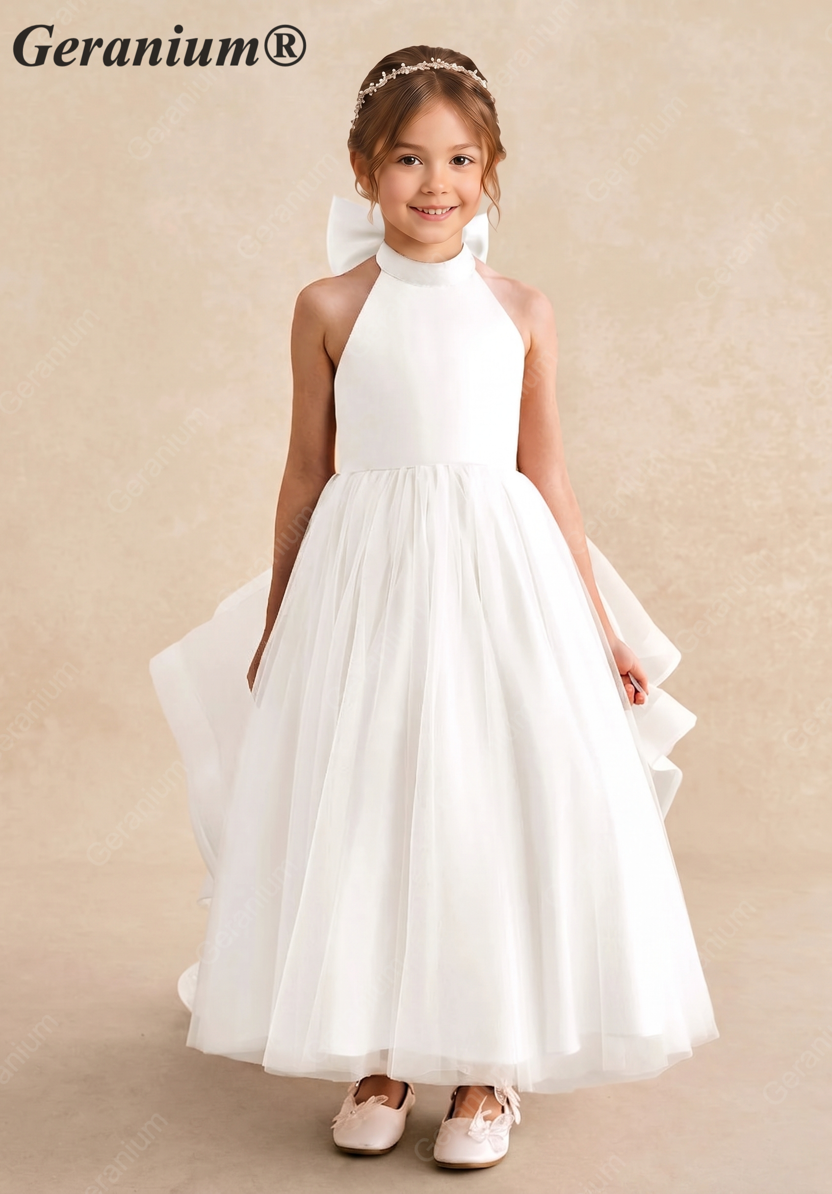 Geranium White Halter Satin & Tiered Tulle Flower Girl Dress with Oversized Bow – KD-193 Image principale du produit