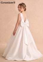 Gearanium Elegant Pearl Belt Satin Flower Girl Dress with Oversized Back Bow - Sleeveless A-Line Communion Gown KD-290