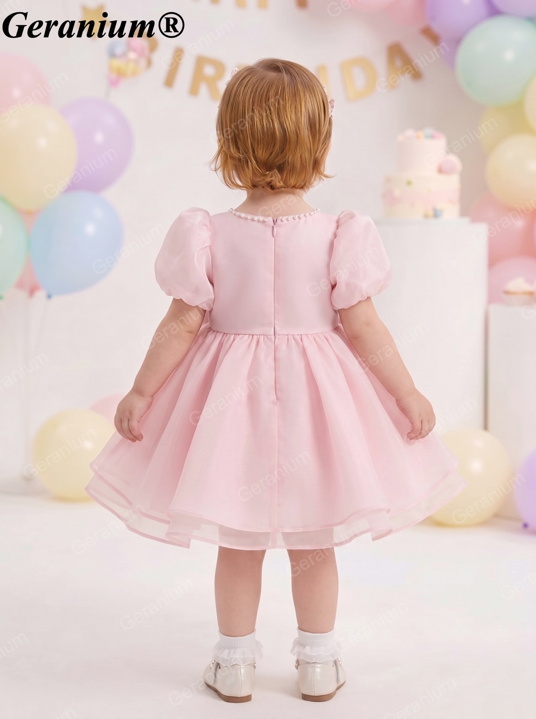 Geranium Pink Puff Sleeve Organza Birthday Dress with 3D Flowers & Pearls – KD-366 Image secondaire du produit